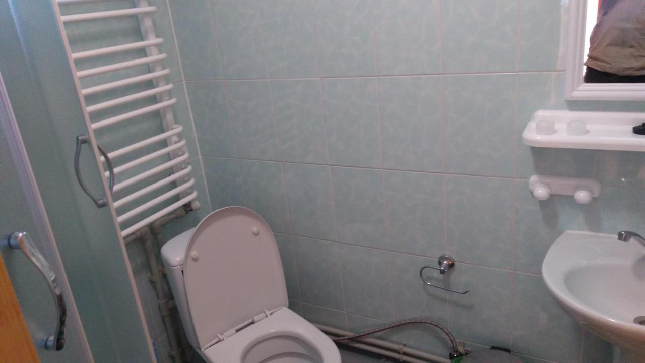 Базилік Ξενοδοχείο Γιαρέμτσε Εξωτερικό φωτογραφία